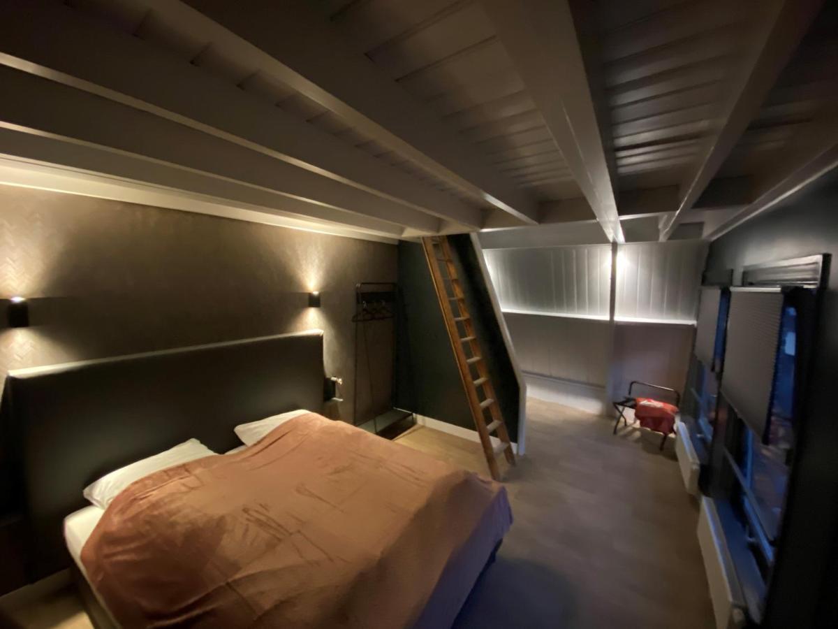 Op10 Logeren Villa Oldenzaal Exteriör bild